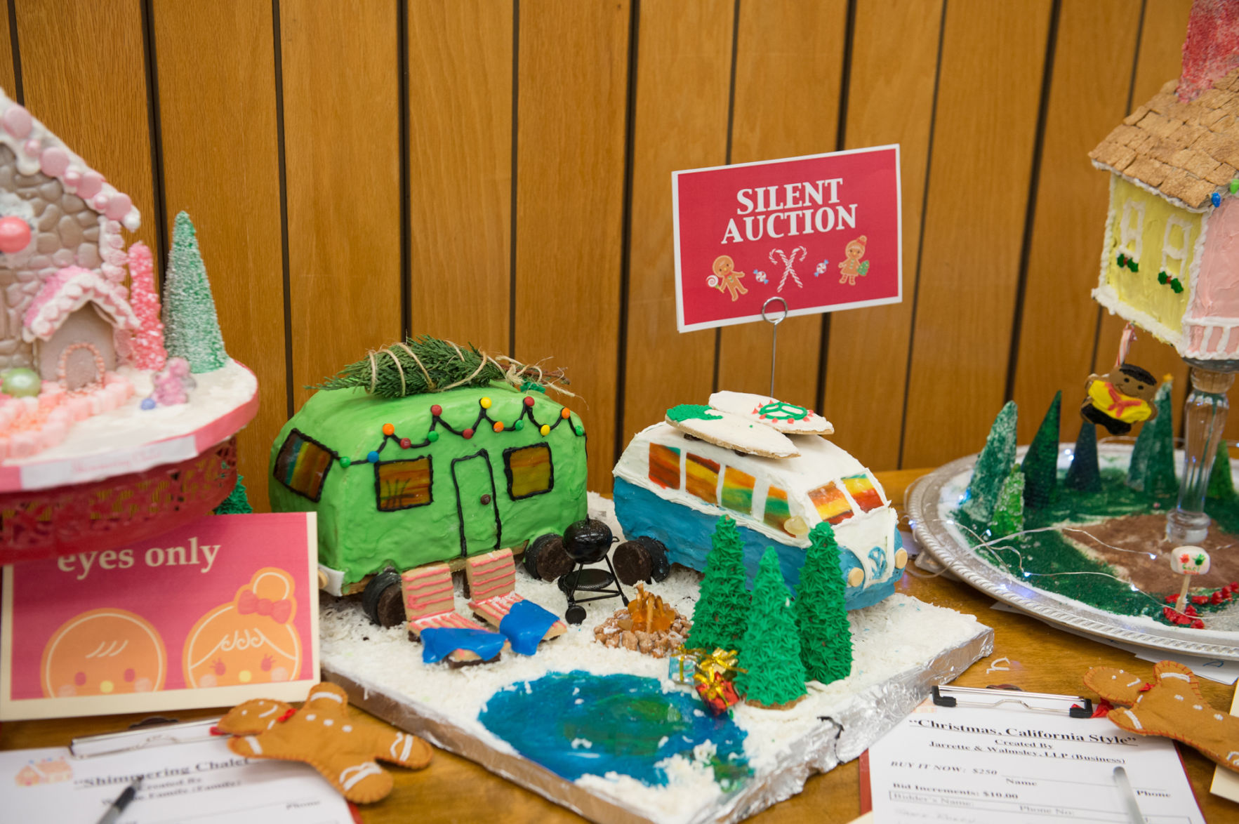 Gingerbread camping